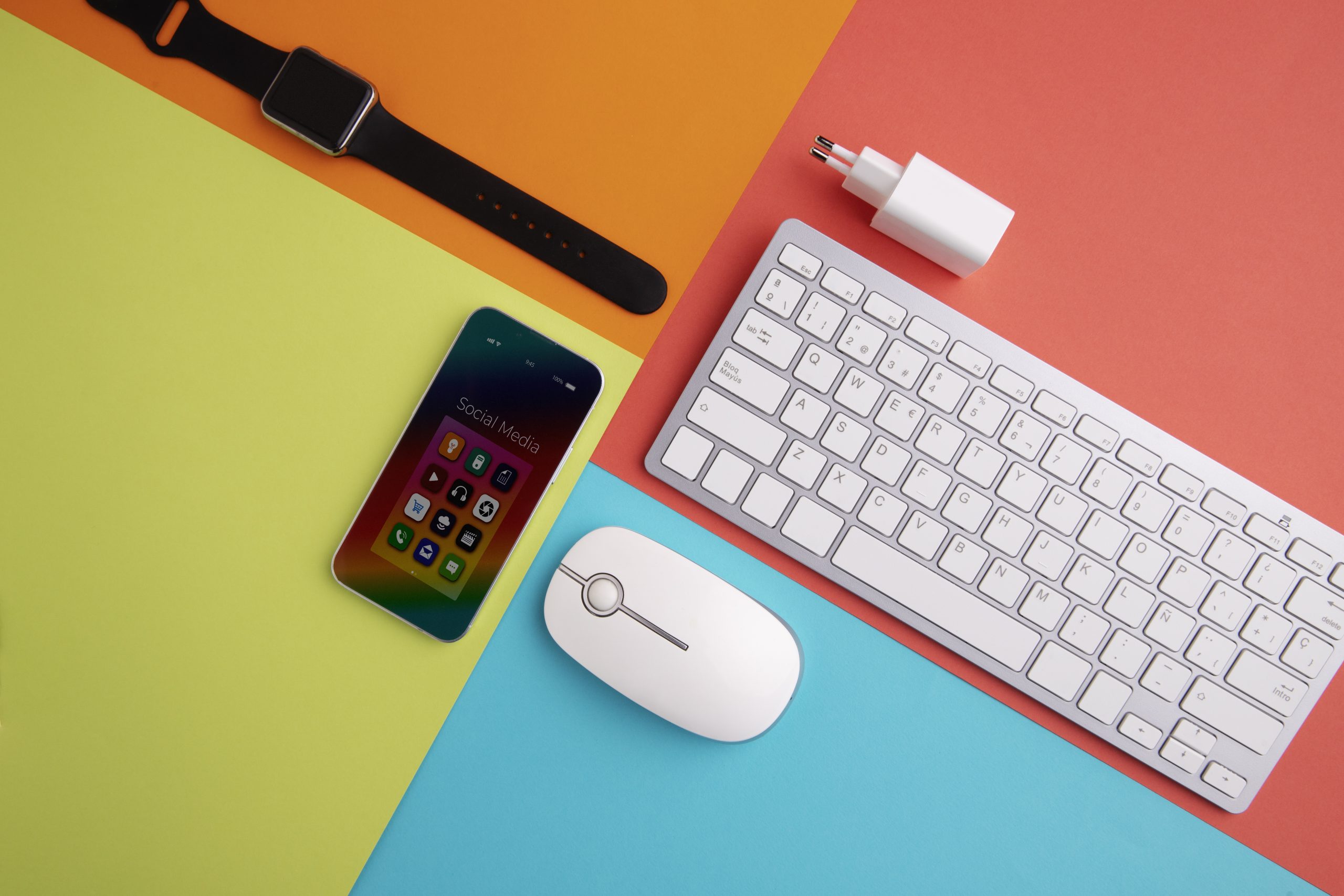 Accesorios tech baratos que mejorarán tu setup